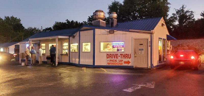 Karin’s Kustard & Hamburgers, Smyrna