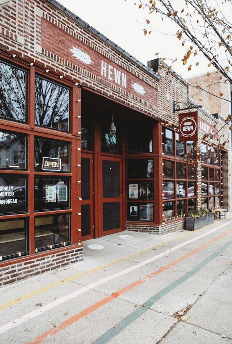 Hewn &ndash; Evanston