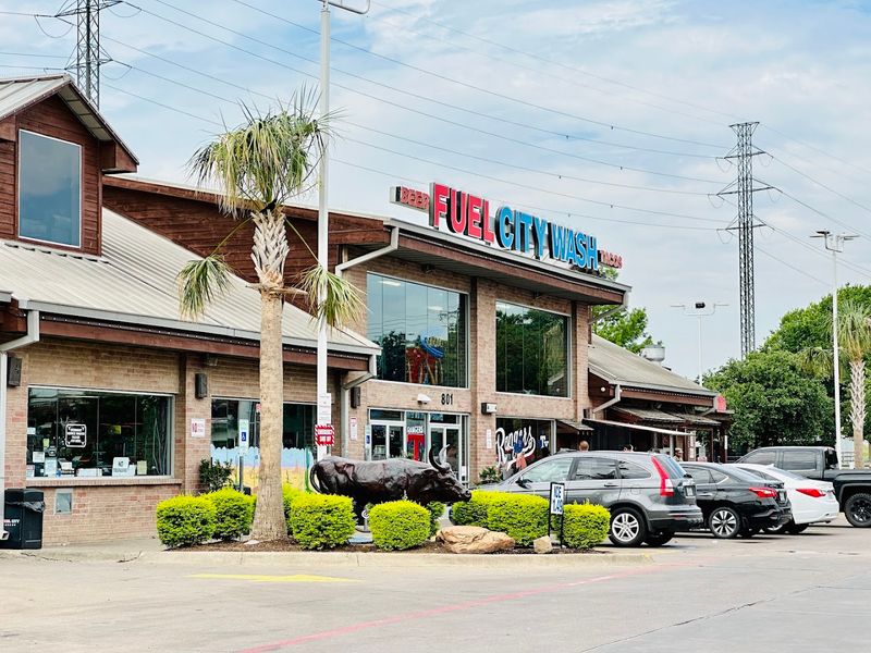 Fuel City Tacos (Dallas)