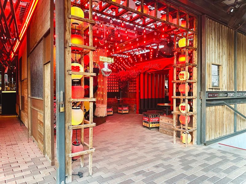 Late Hours Perfect for Post-Bar Cravings