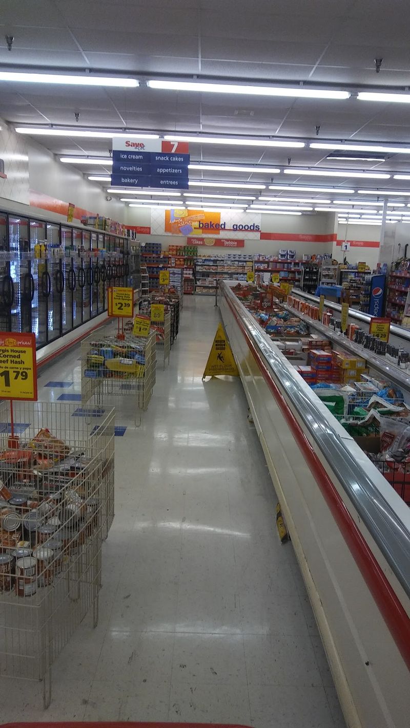 Spotless Aisles That Make Shopping Actually Enjoyable
