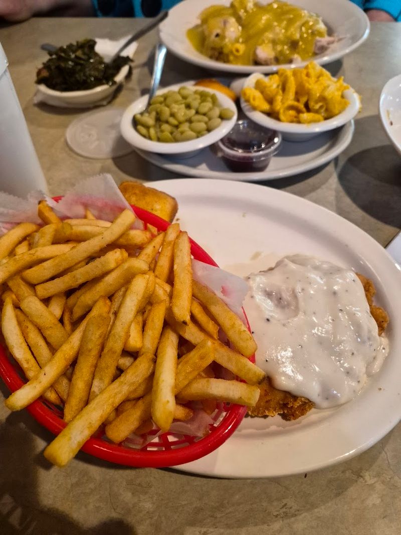 The Star Attraction: Country Fried Steak That Lives Up to the Hype