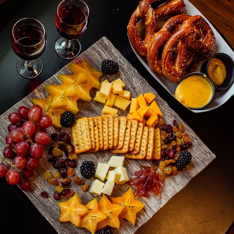 Flatbreads, Shrimp and Grits, and Bites