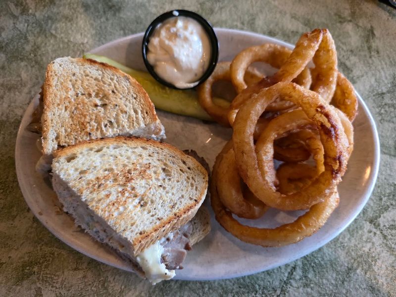 Perfect Pairings: Sandwiches And Sides