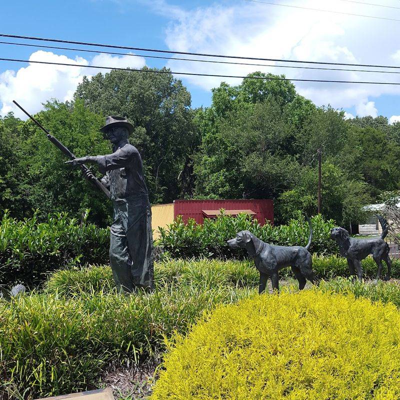 The Outdoor Grounds and Bird Dog Memorials