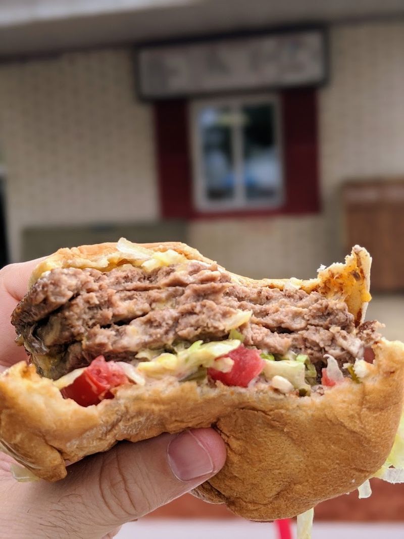 This Tiny Burger Barn In Hawthorne Has Floridians Claiming It’s The Best Burger In The State