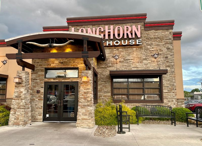 LongHorn Steakhouse (State College)