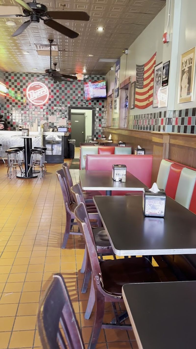 Service, Vibe, And Real Talk