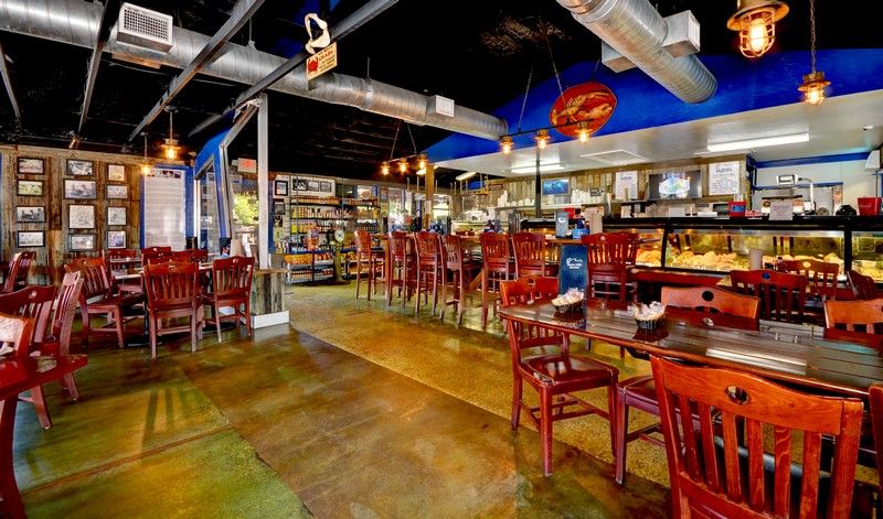 Walt's Fish Market Restaurant – Sarasota, FL