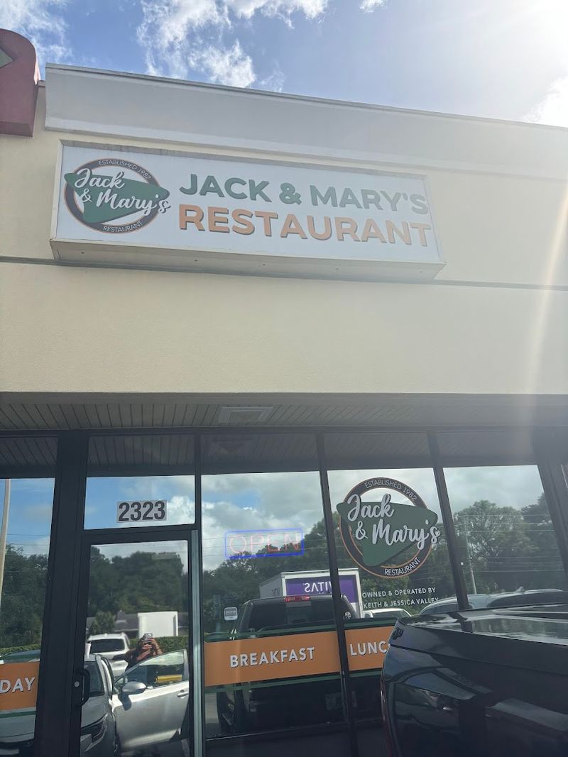 Why This Diner Has Survived Since 1982