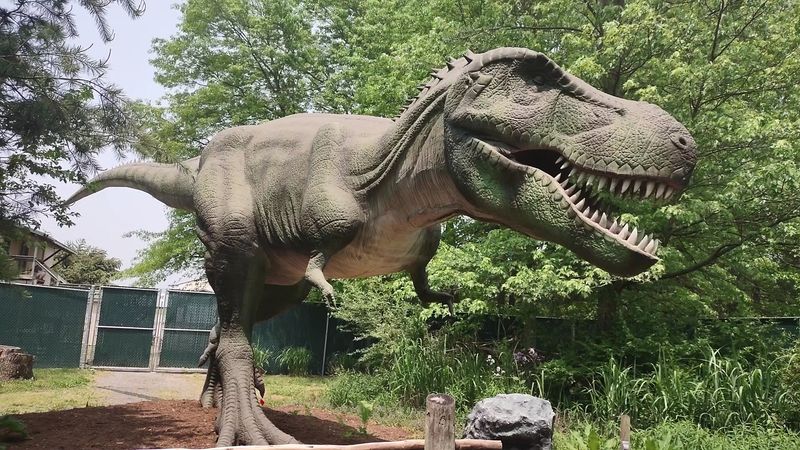 Walk Among Dinosaurs On The Famous Dinosaur Trail