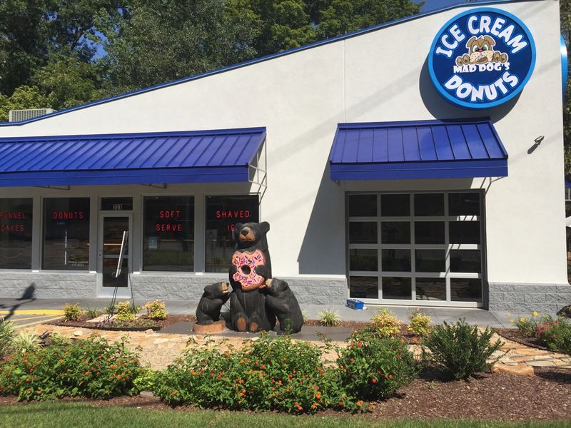 Maddog's Creamery & Donuts — Gatlinburg