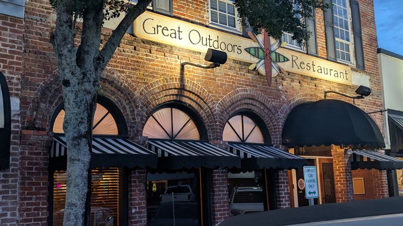 Great Outdoors Restaurant (High Springs)