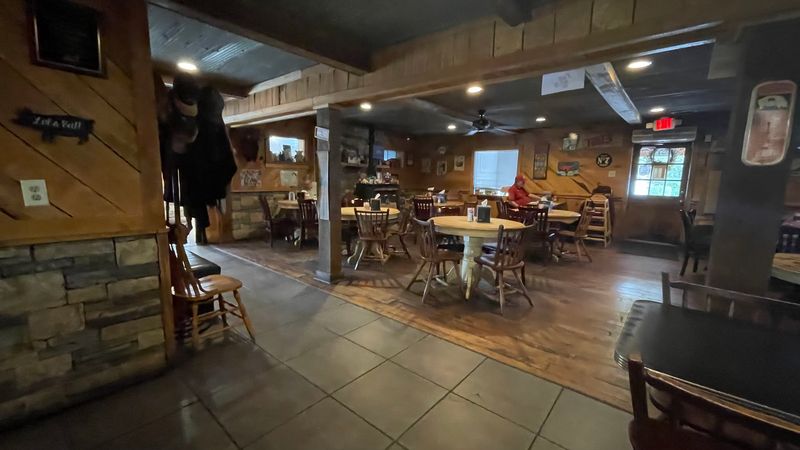 The Smell of Smoked Meat Hits You the Moment You Walk In