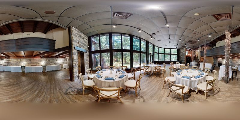 Hyeholde Restaurant, Moon Township, Pennsylvania