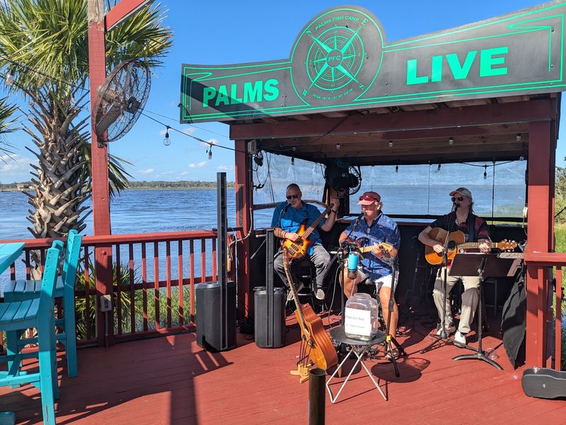 Live Music That Sets the Vibe