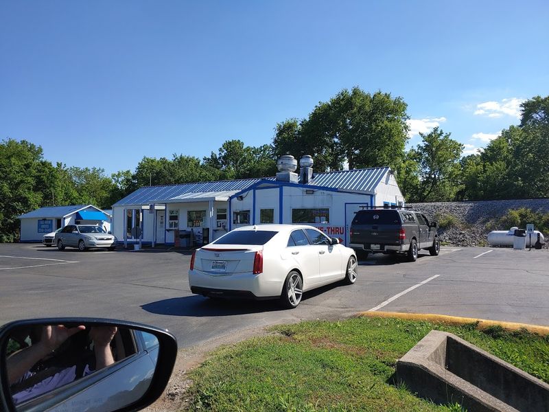 Why Karin's Kustard & Hamburgers Is Worth the Stop in Tennessee