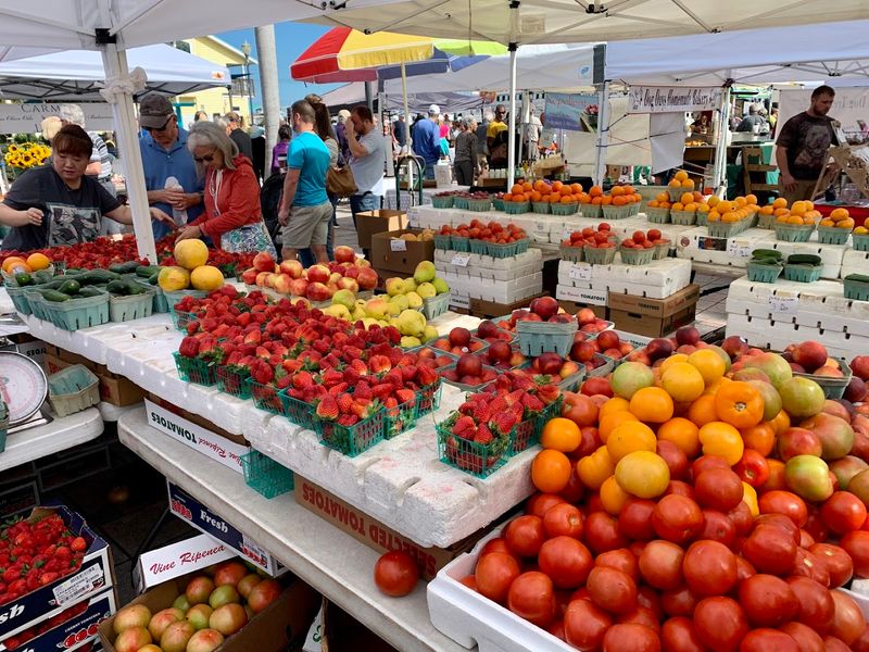 Fresh Produce That Actually Tastes Like Florida