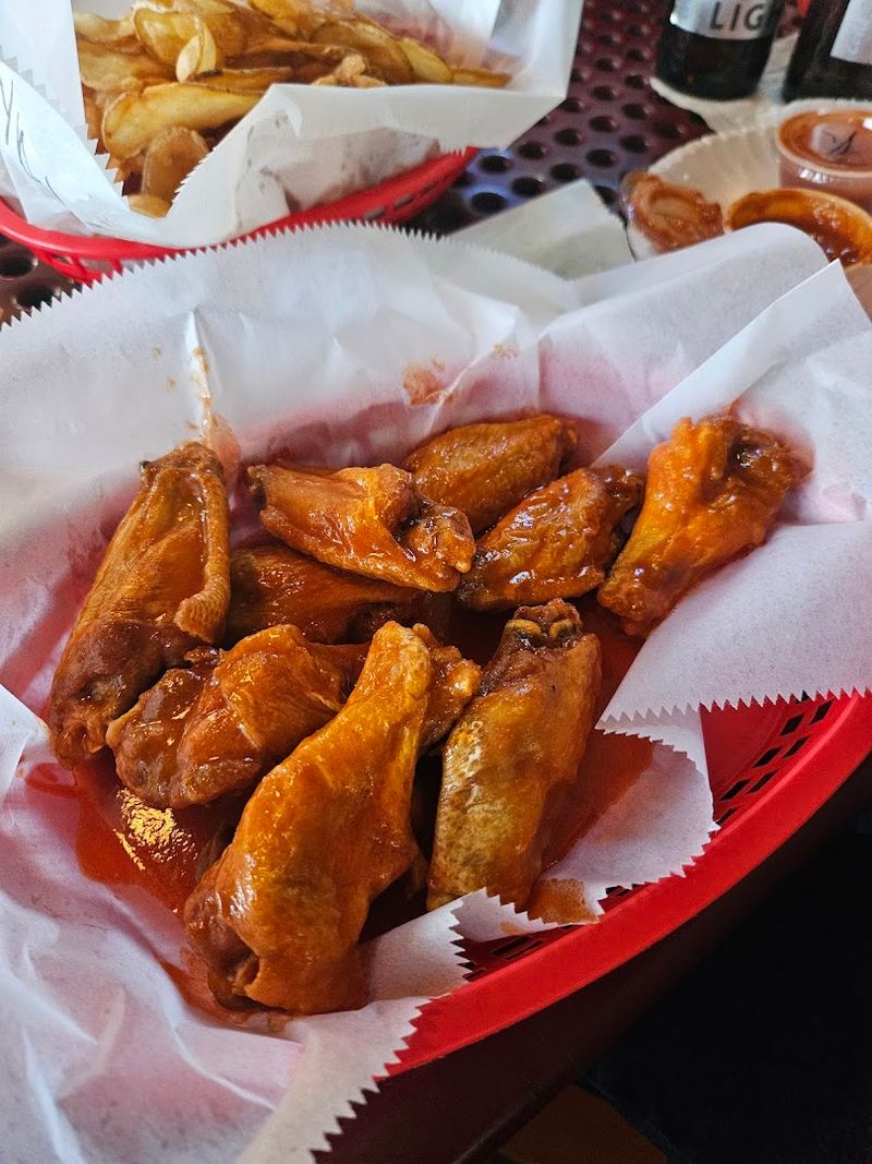 Wings That Stay Crispy No Matter Which Sauce You Choose