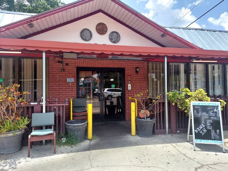Three Coins Diner (Tampa)