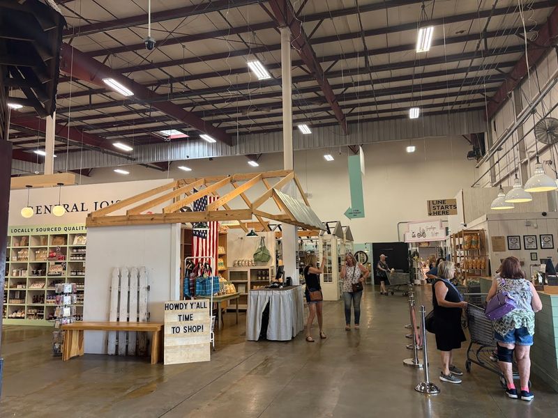 Why So Many People Keep Coming Back to This Beloved Clarksville Marketplace