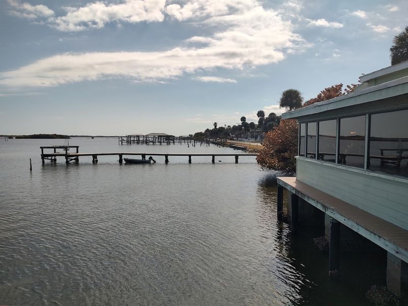 Riverside Dining With Million-Dollar Views