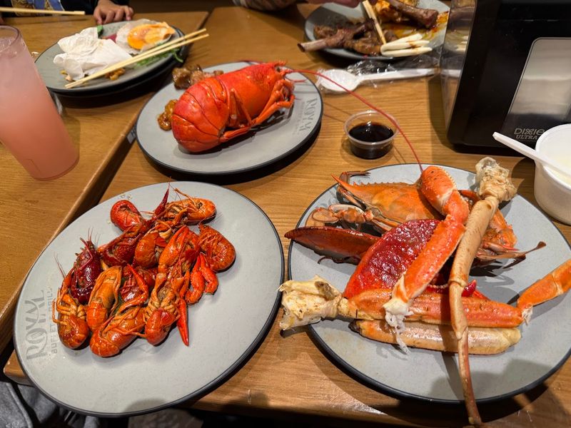 A Seafood Buffet Worth the Drive
