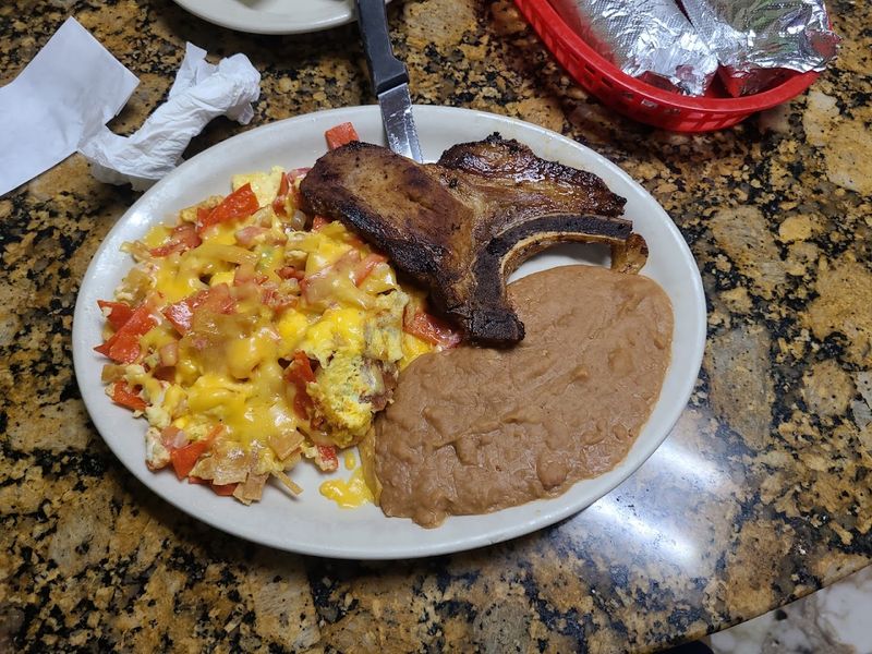 Breakfast Specials That'll Make You Set Your Alarm Early