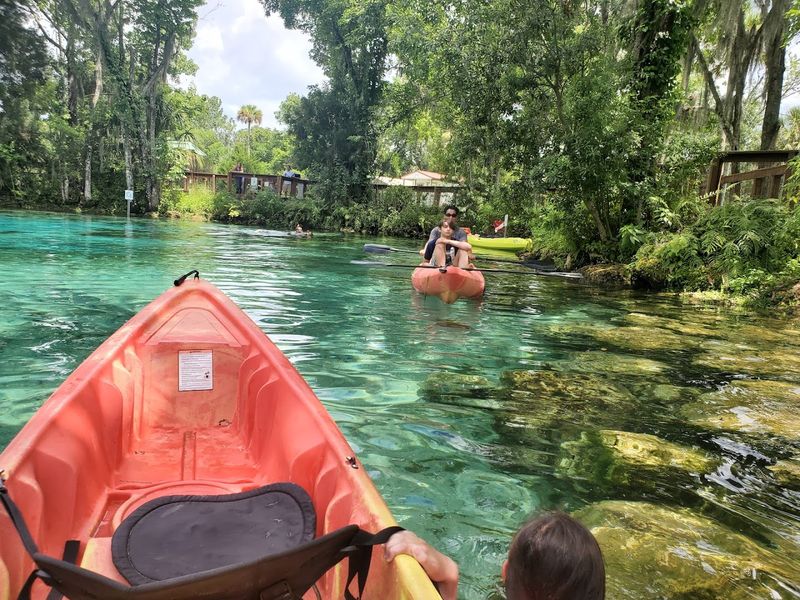 What to Pack: Essentials for Houseboat Living