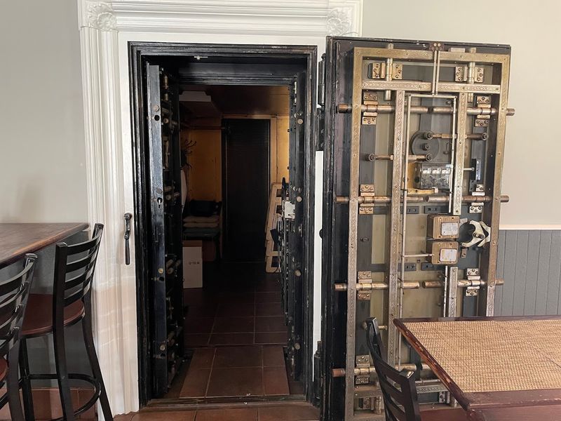 Twelves Grill & Cafe, West Grove, Pennsylvania