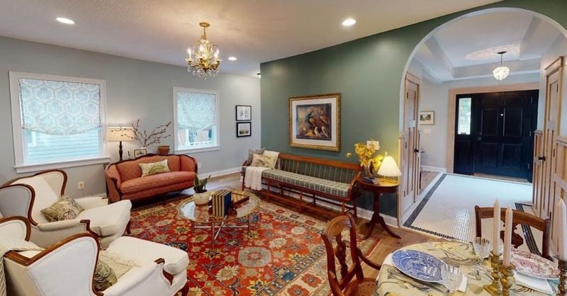 A Treasure Hunter&rsquo;s First Look