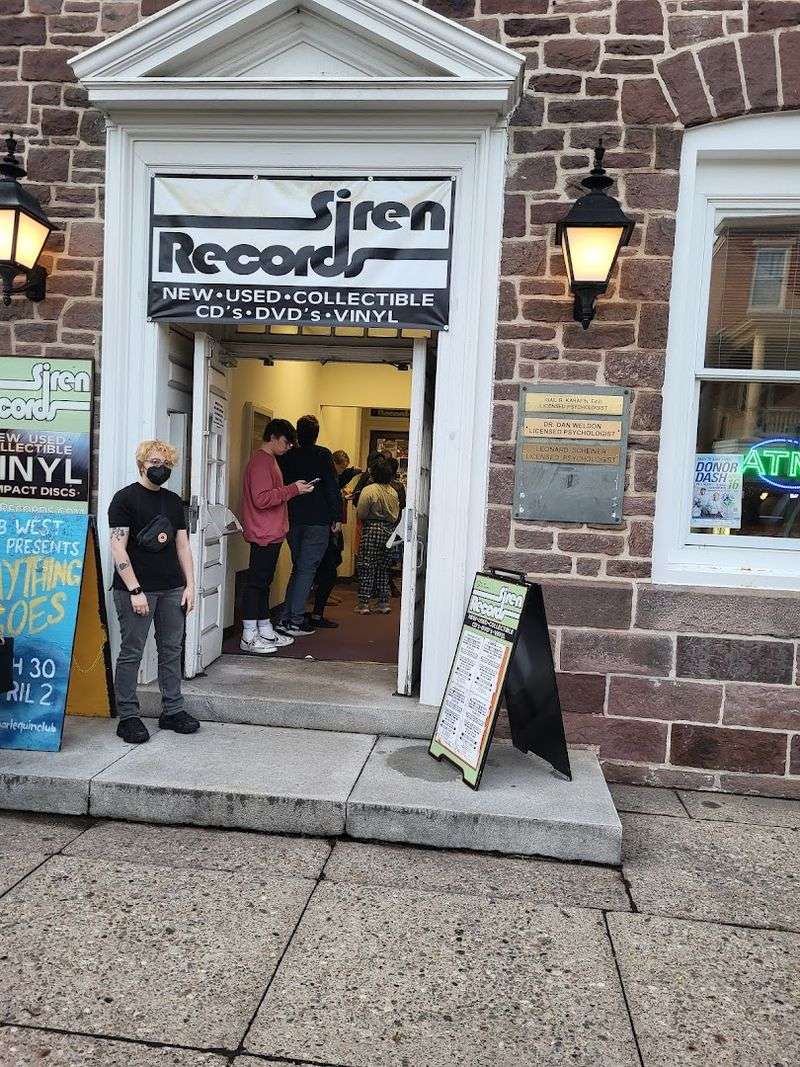 Siren Records (Doylestown)