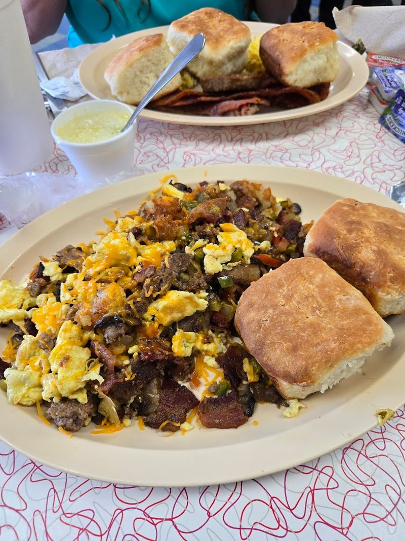 Why Bryant's Breakfast Remains a Tennessee Favorite