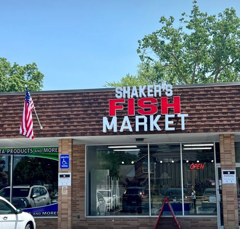 Shaker’s Fish Market, Middleburg Heights