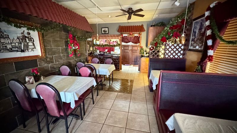 The Cozy Atmosphere That Feels Nothing Like a Chain
