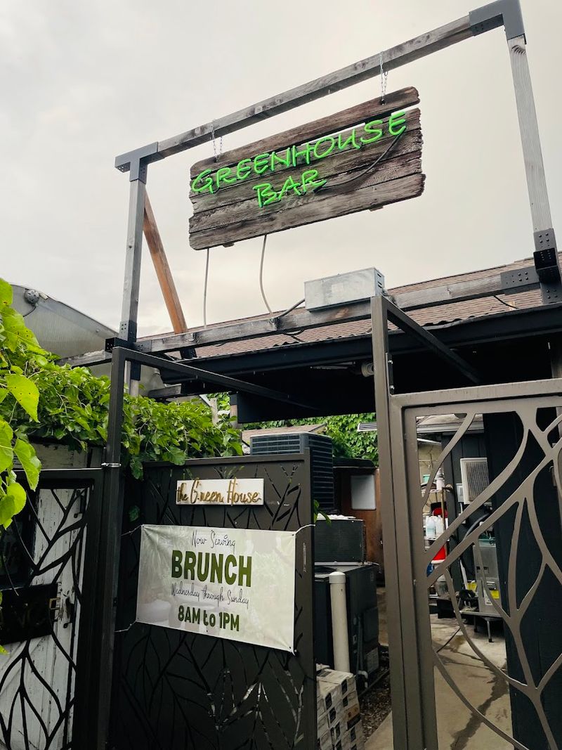 Where Greenhouse Bar Is Located in Nashville