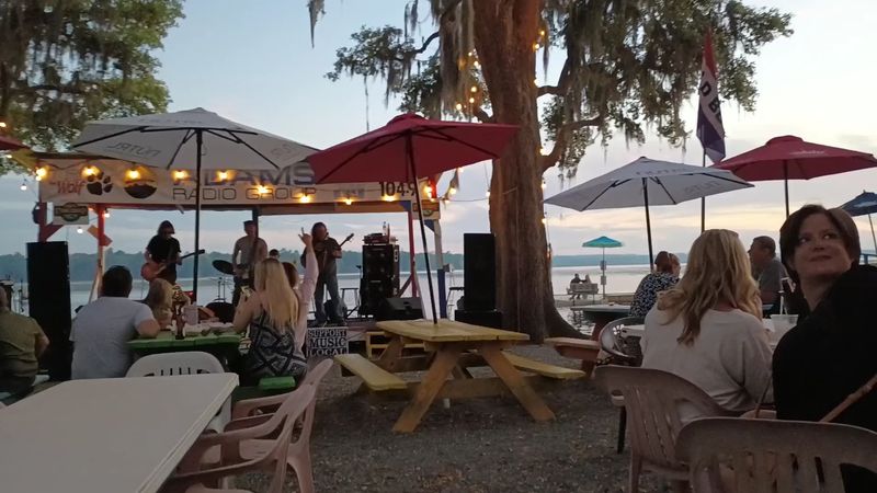 Live Music on the Lakeside Stage