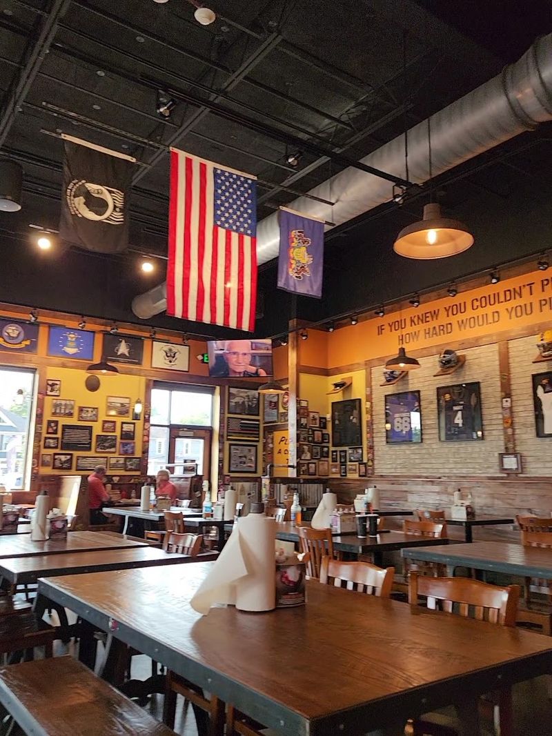 Noon Tradition and Patriotic Vibe