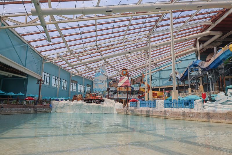 Aquatopia Indoor Waterpark - Tannersville