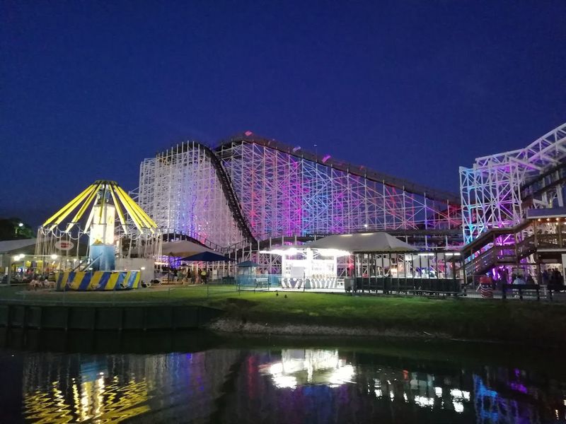 Classic Carnival Rides Bring Old-School Thrills