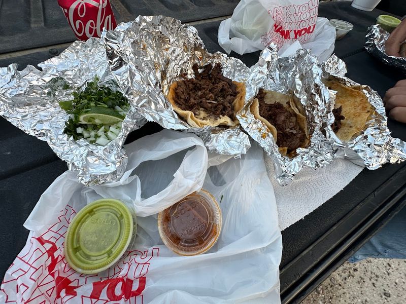 The Green Salsa Everyone Raves About