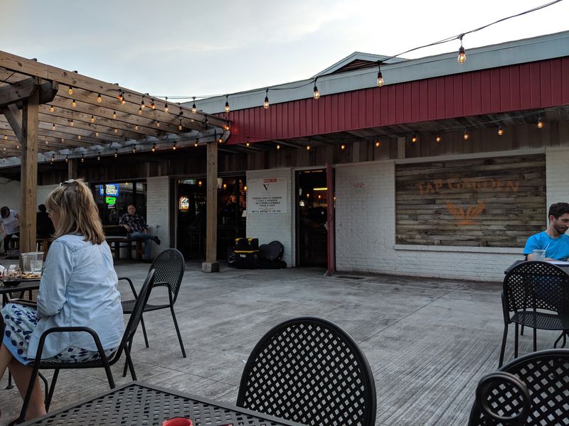 V Pizza & Tap Garden - Mandarin (Jacksonville)