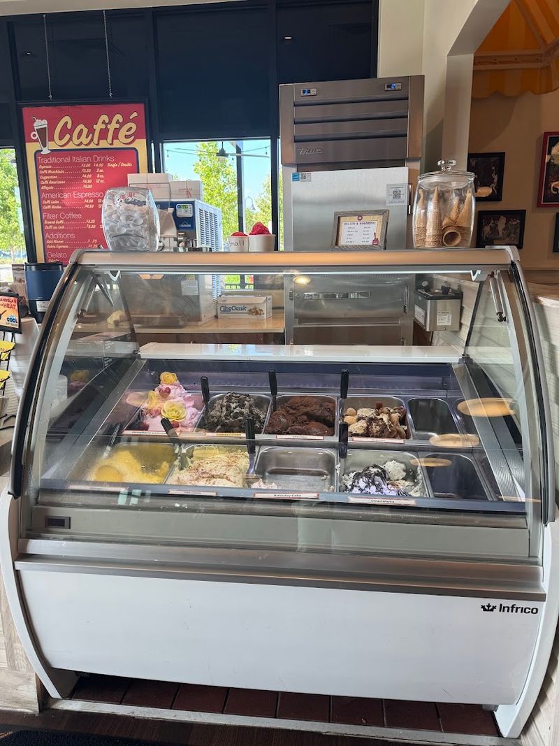 Gelato Bar That Rivals Shops in Italy