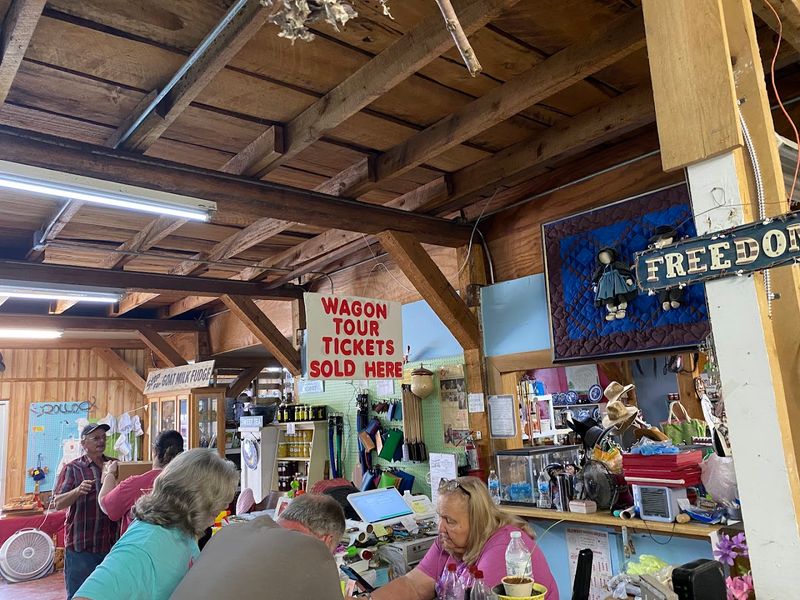 The Amish Welcome Center Sets The Scene Before The Ride Even Begins