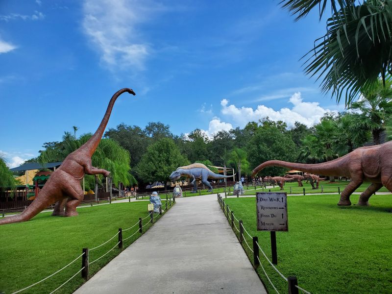 Life-Size Dinosaur Trails