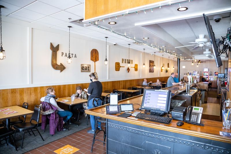 Vito & Nick's II Pizzeria &ndash; Hickory Hills