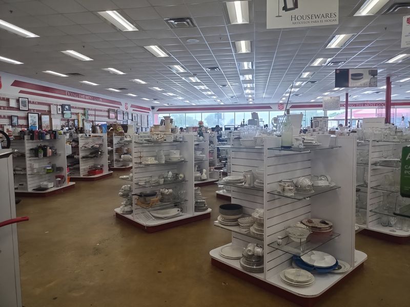 Housewares Section Organized By Color