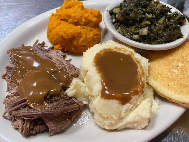 Must-Try Dishes That Keep Guests Coming Back