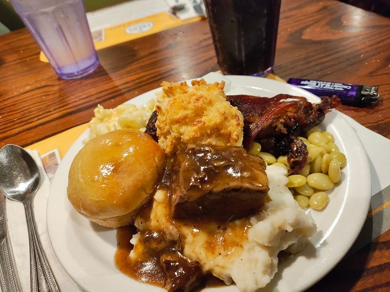 Cornbread and Rolls Worth the Carbs