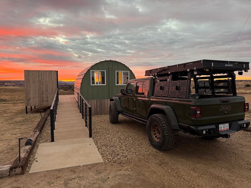 Cabins for Those Who Want Comfort After the Trails